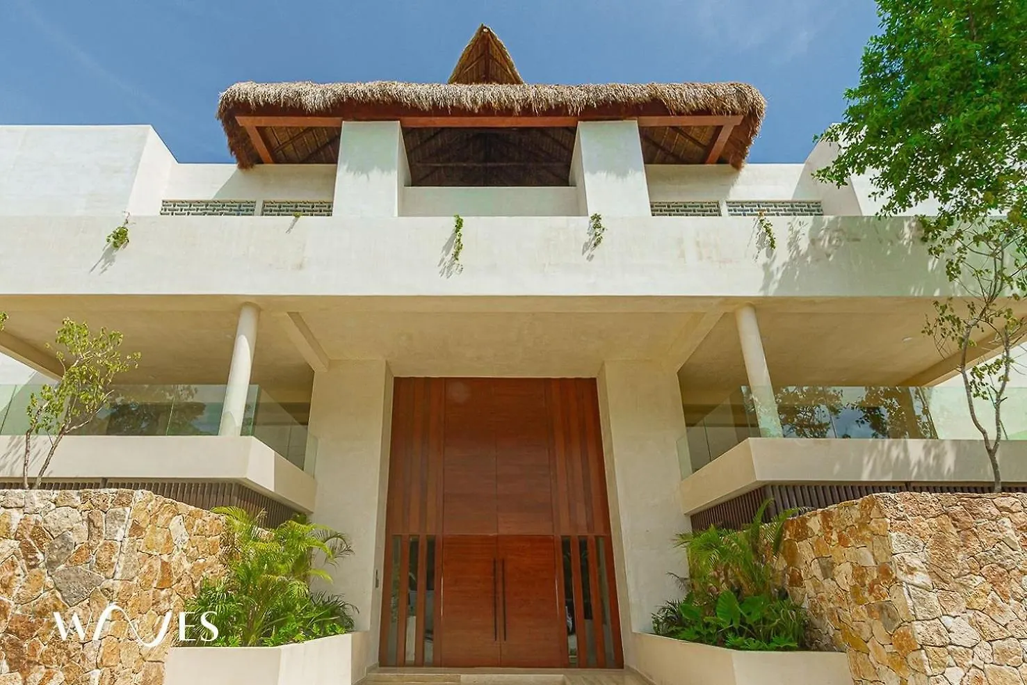 2 Rec. | Roof C/Infinity Pool + Jacuzzi | Amplio Apartment Tulum