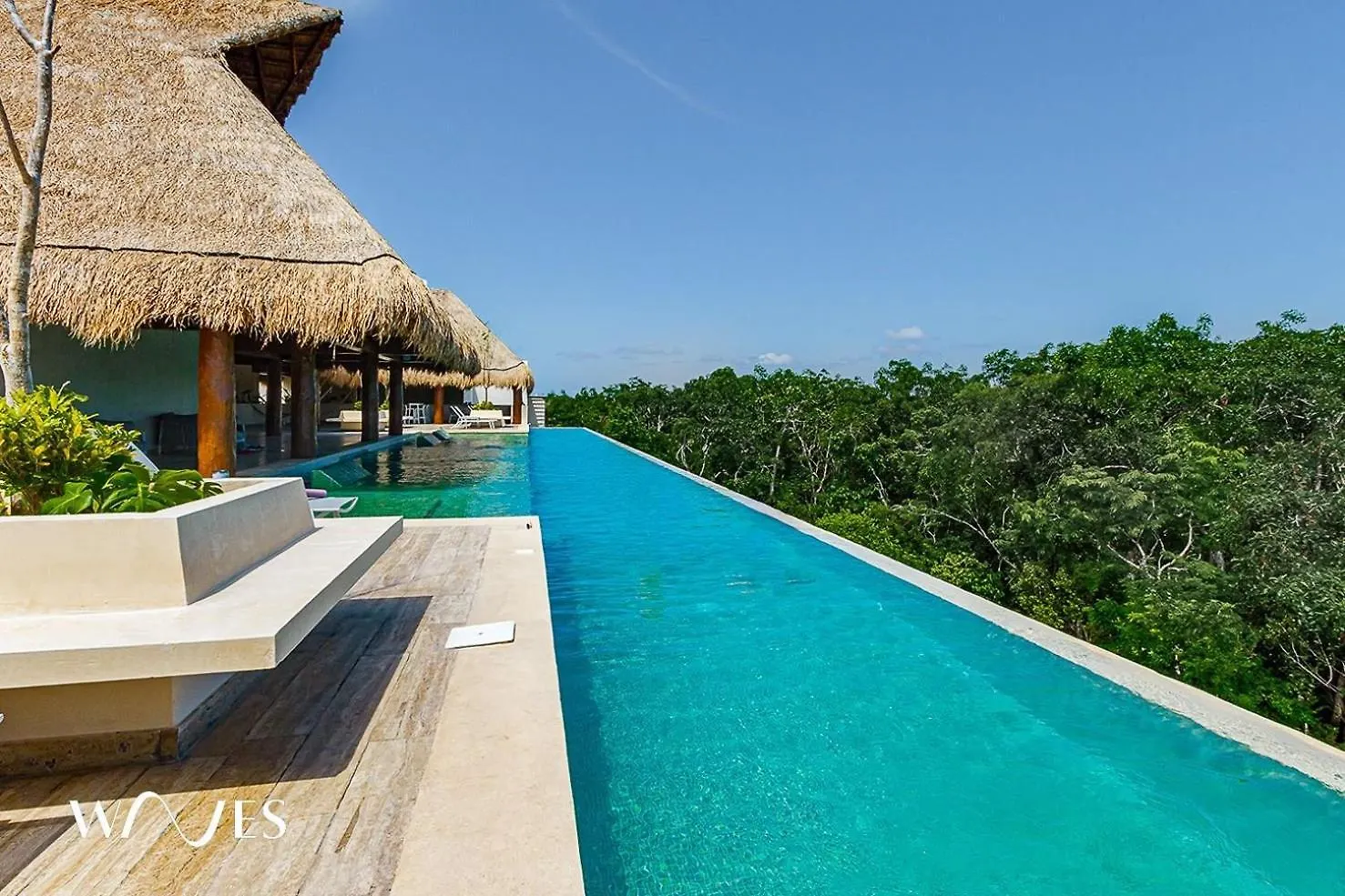 2 Rec. | Roof C/Infinity Pool + Jacuzzi | Amplio Apartment Tulum Mexico