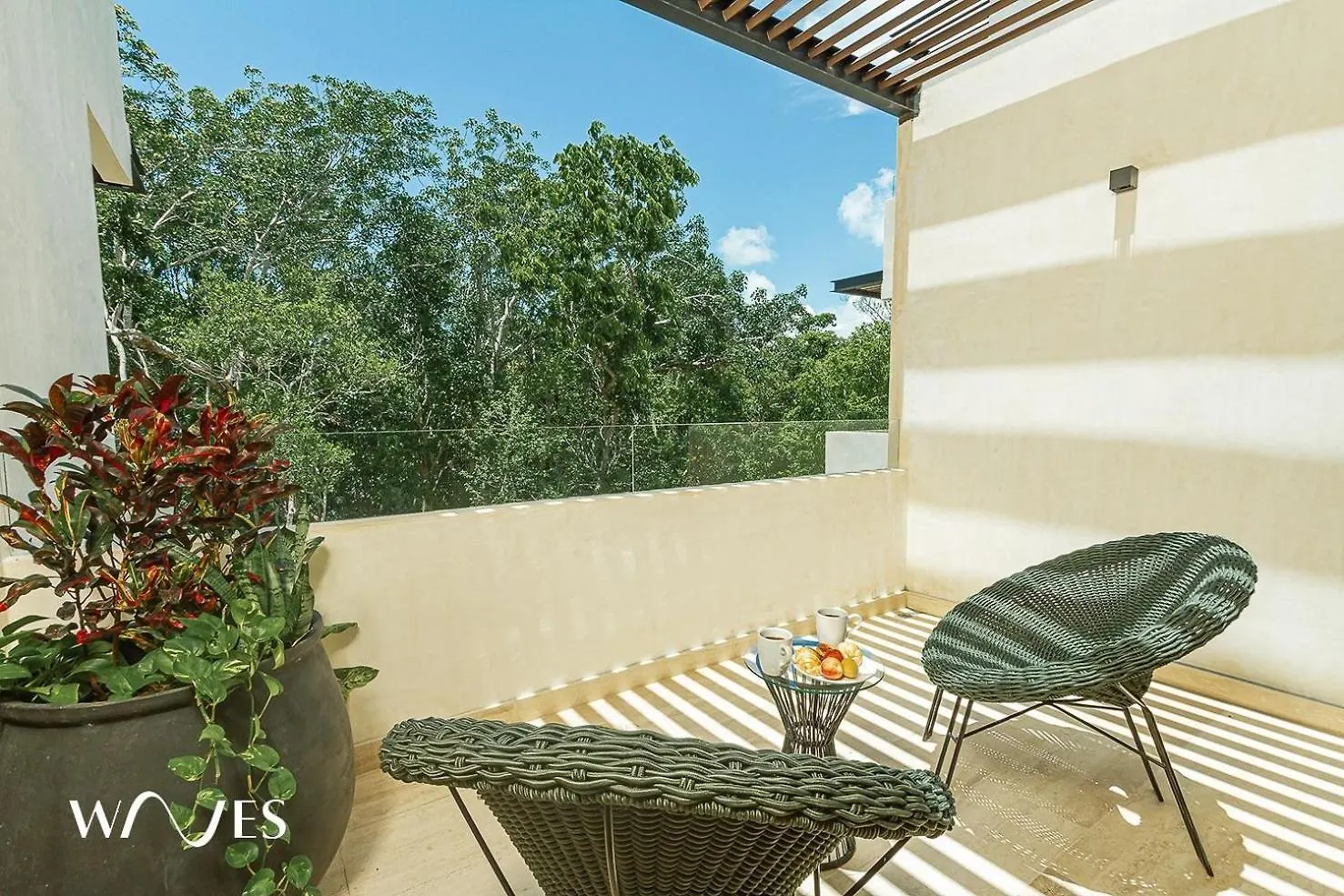2 Rec. | Roof C/Infinity Pool + Jacuzzi | Amplio Apartment Tulum
